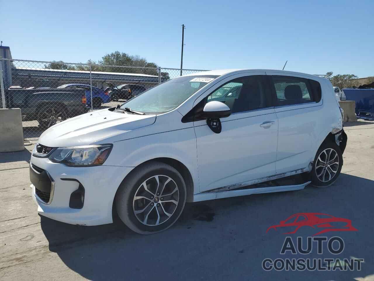 CHEVROLET SONIC 2017 - 1G1JD6SB4H4128460