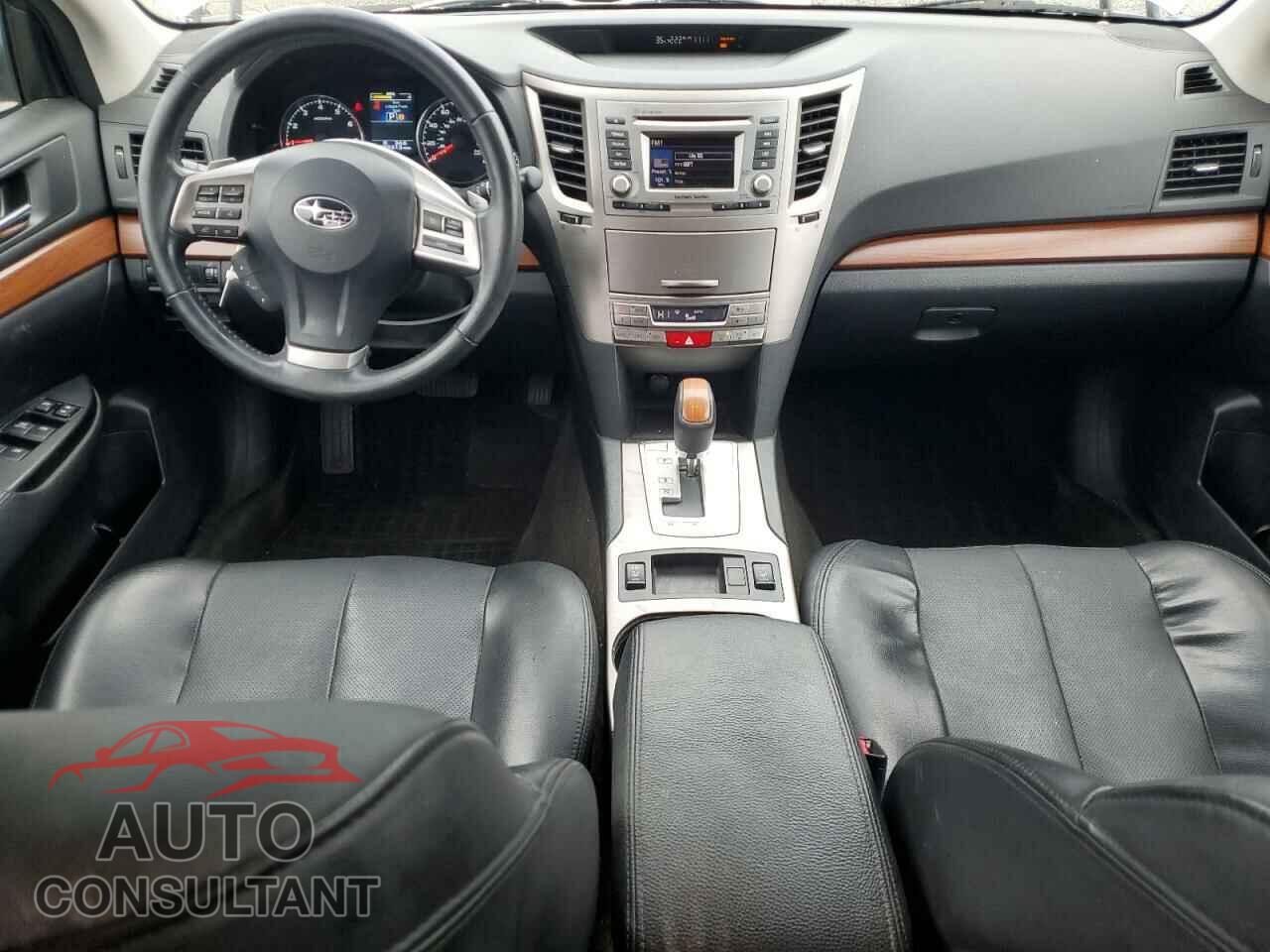 SUBARU OUTBACK 2014 - 4S4BRBLC8E3211688
