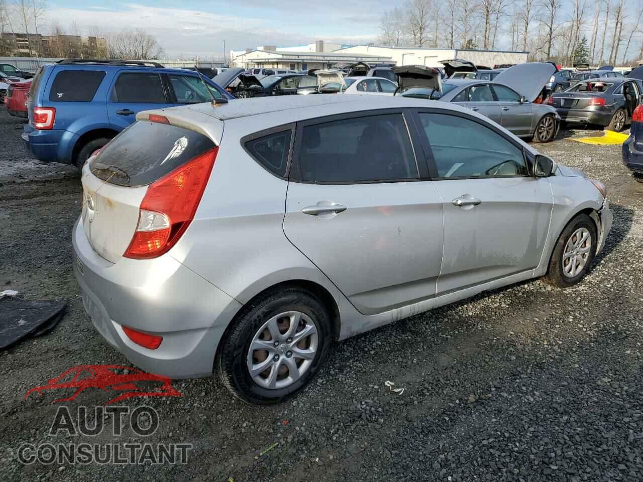 HYUNDAI ACCENT 2013 - KMHCT5AE2DU071819