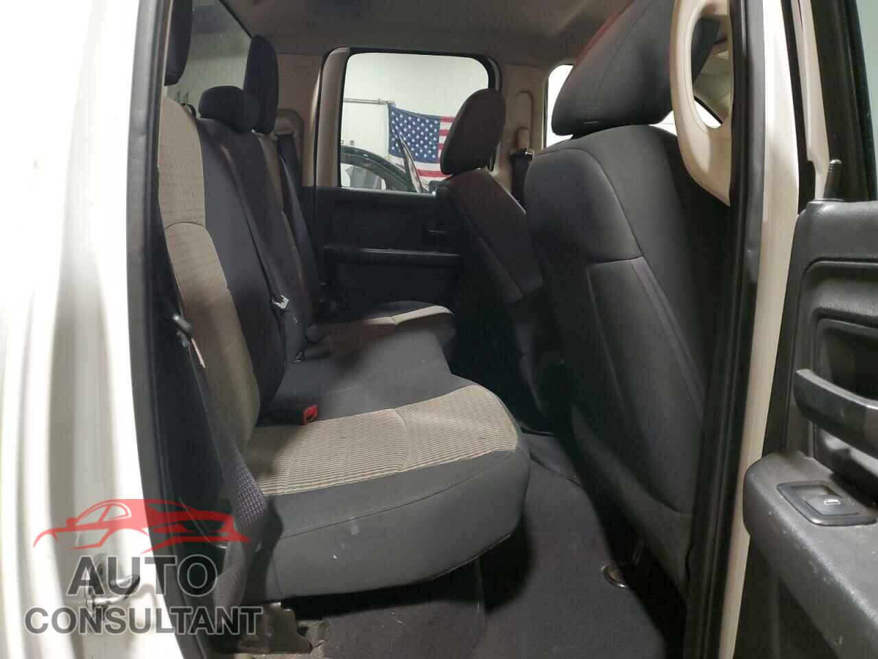 DODGE RAM 1500 2012 - 1C6RD7FT4CS308214
