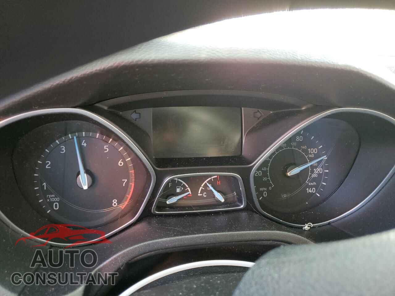 FORD FOCUS 2017 - 1FADP3E26HL293671