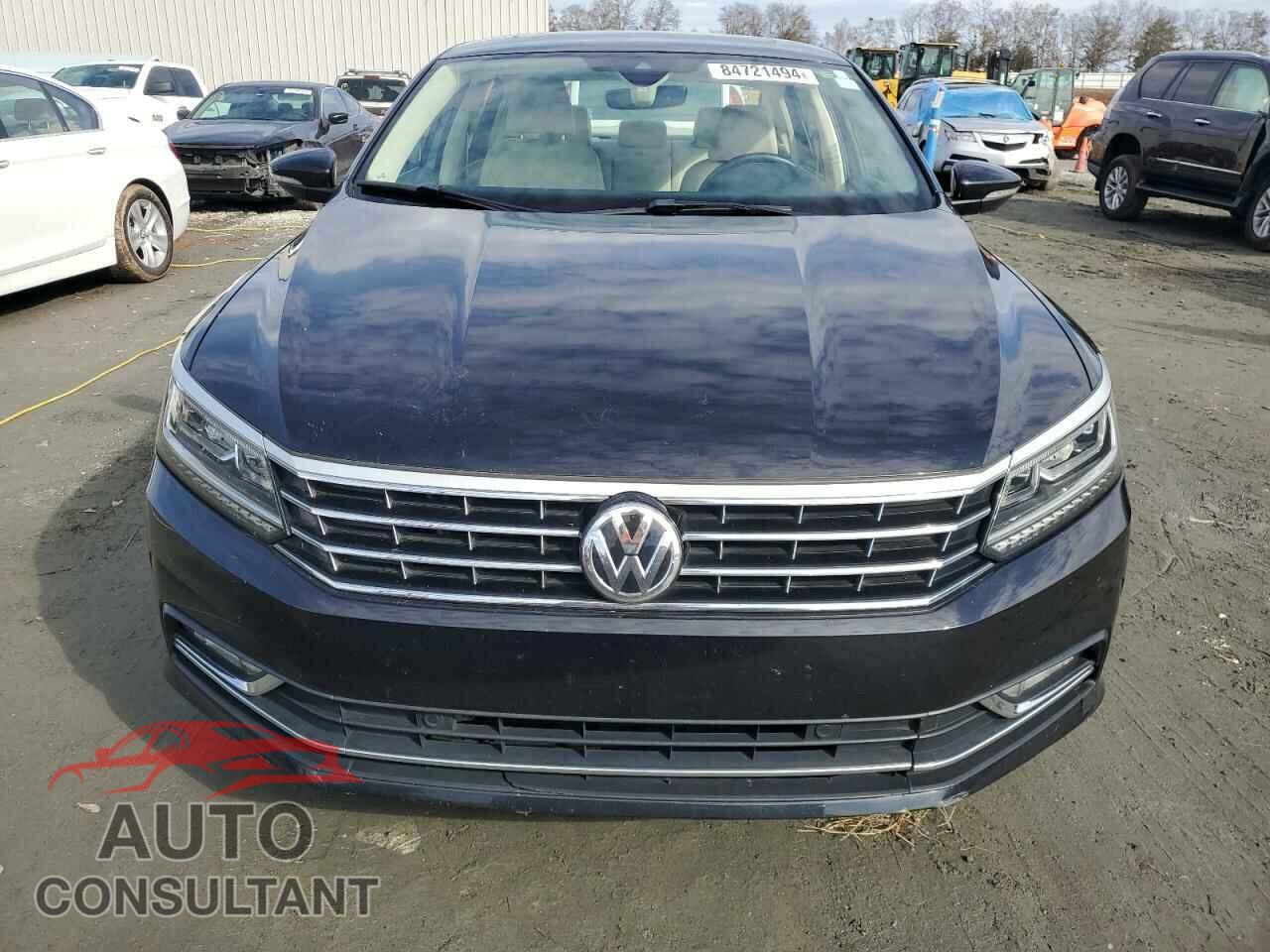 VOLKSWAGEN PASSAT 2017 - 1VWCT7A32HC076946