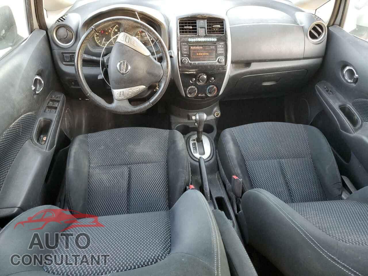 NISSAN VERSA 2017 - 3N1CE2CP6HL381597