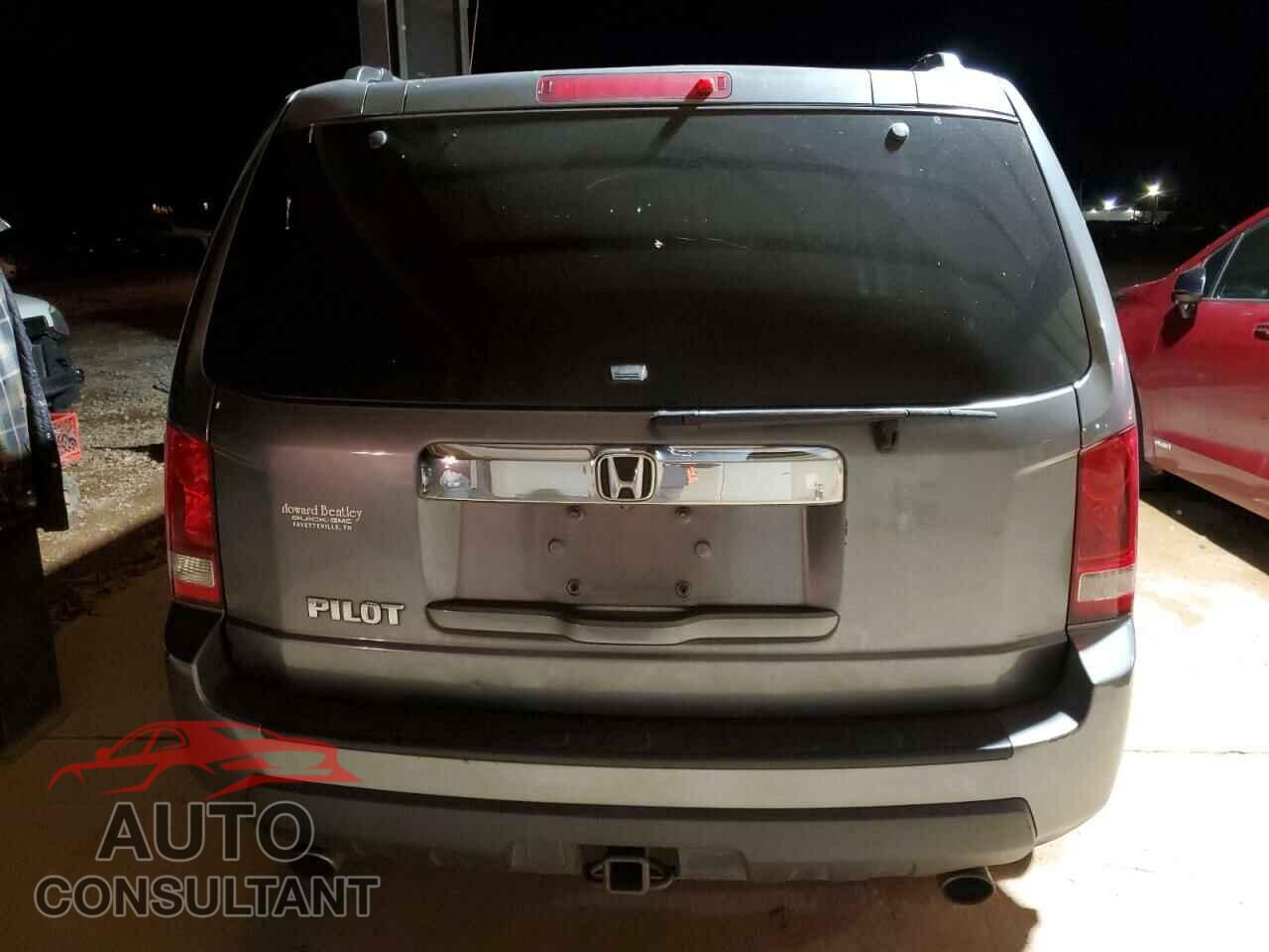 HONDA PILOT 2009 - 5FNYF38529B001555