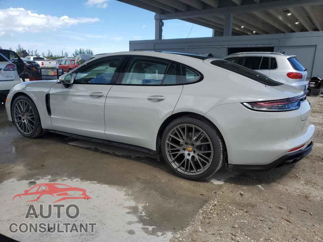 PORSCHE PANAMERA 2023 - WP0AJ2A73PL102944