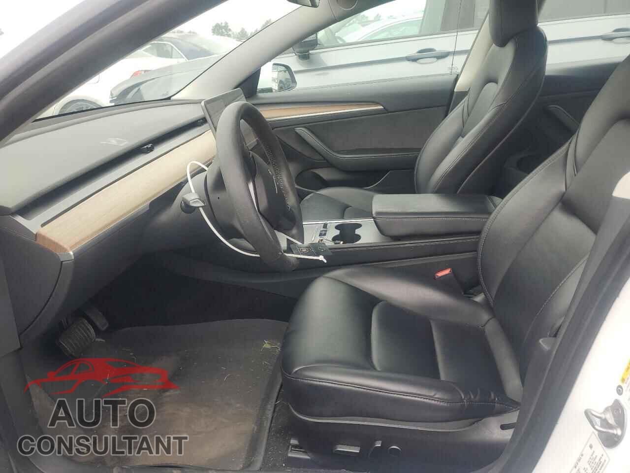 TESLA MODEL 3 2021 - 5YJ3E1EA2MF087543