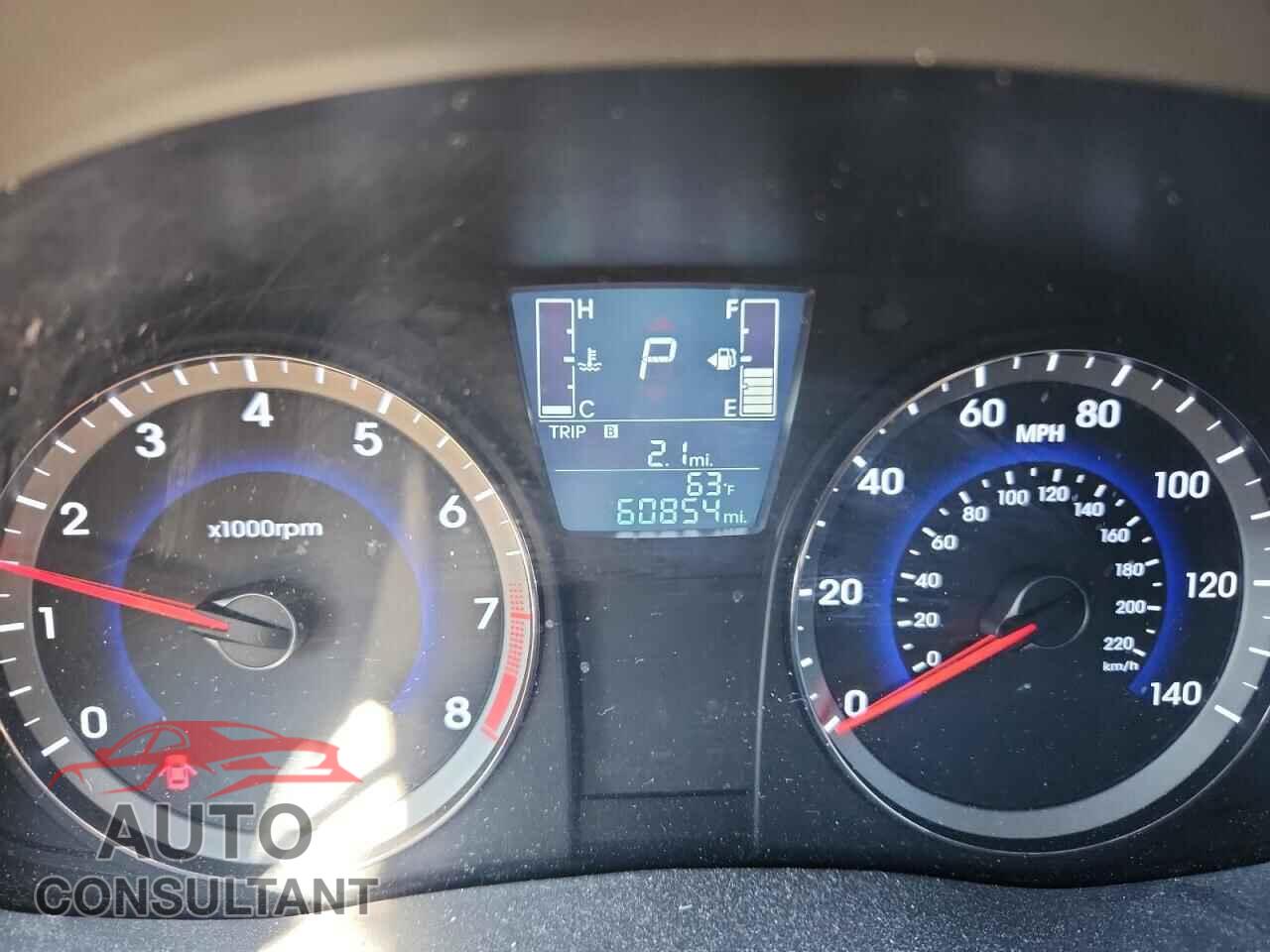 HYUNDAI ACCENT 2015 - KMHCT4AE9FU928683