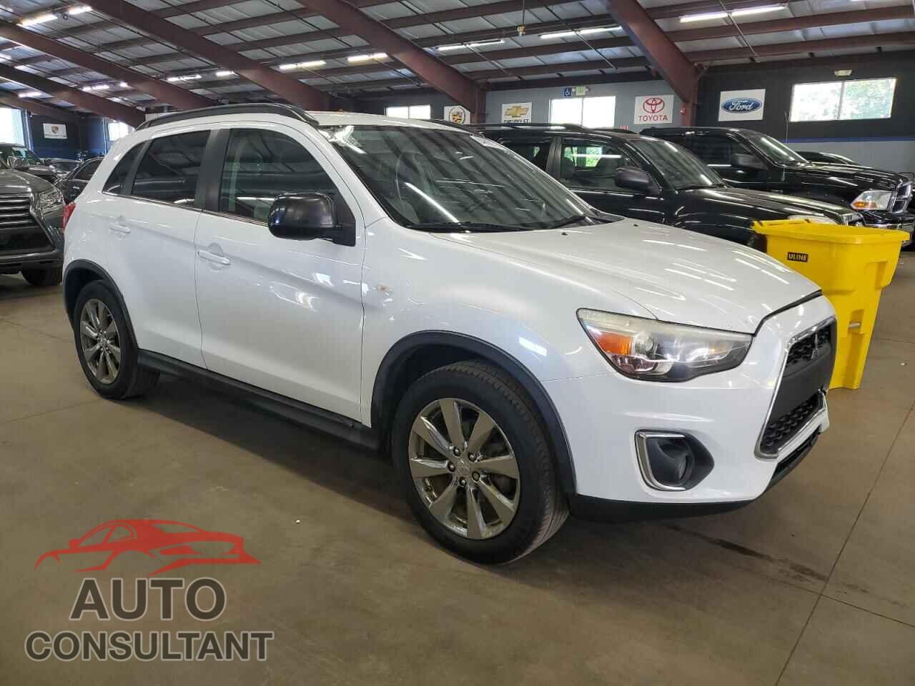MITSUBISHI OUTLANDER 2013 - 4A4AR5AU3DE018146