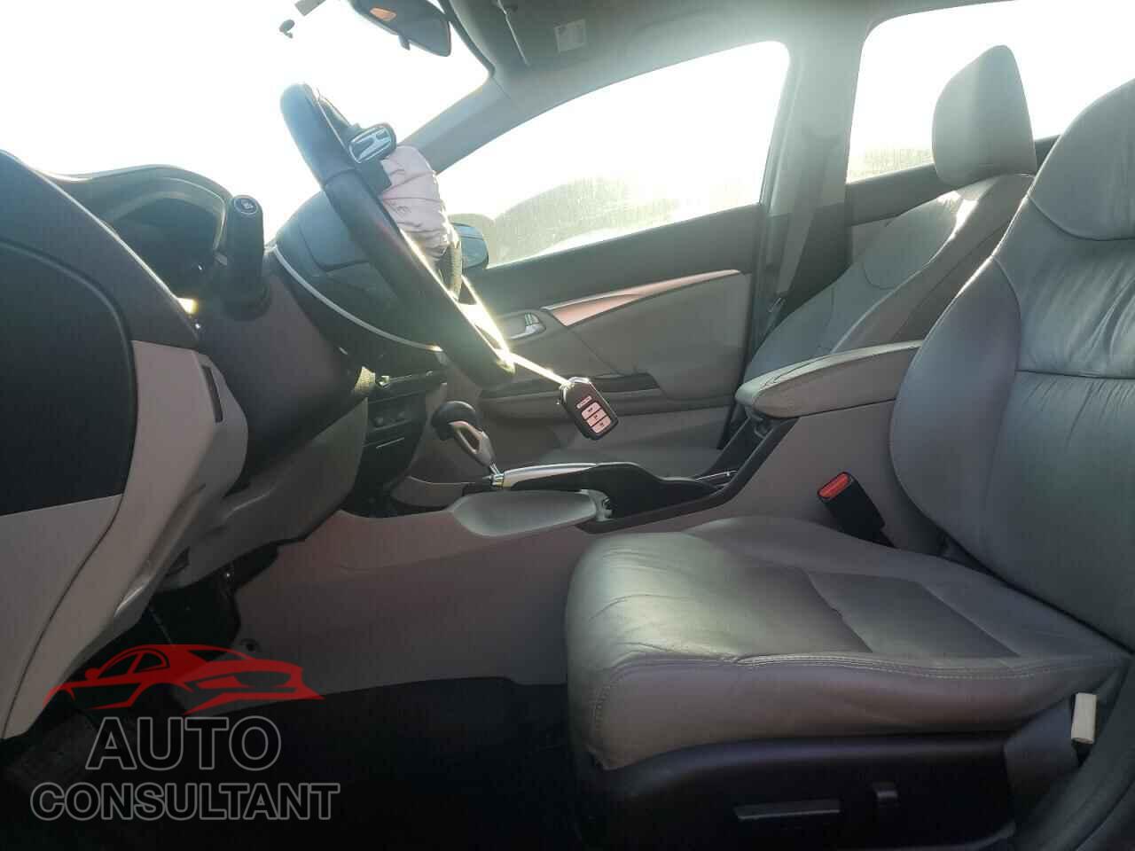 HONDA CIVIC 2014 - 19XFB2F99EE052330