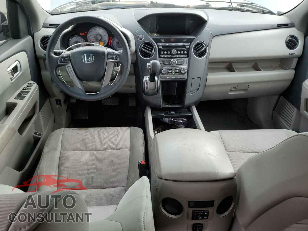 HONDA PILOT 2013 - 5FNYF3H4XDB001559