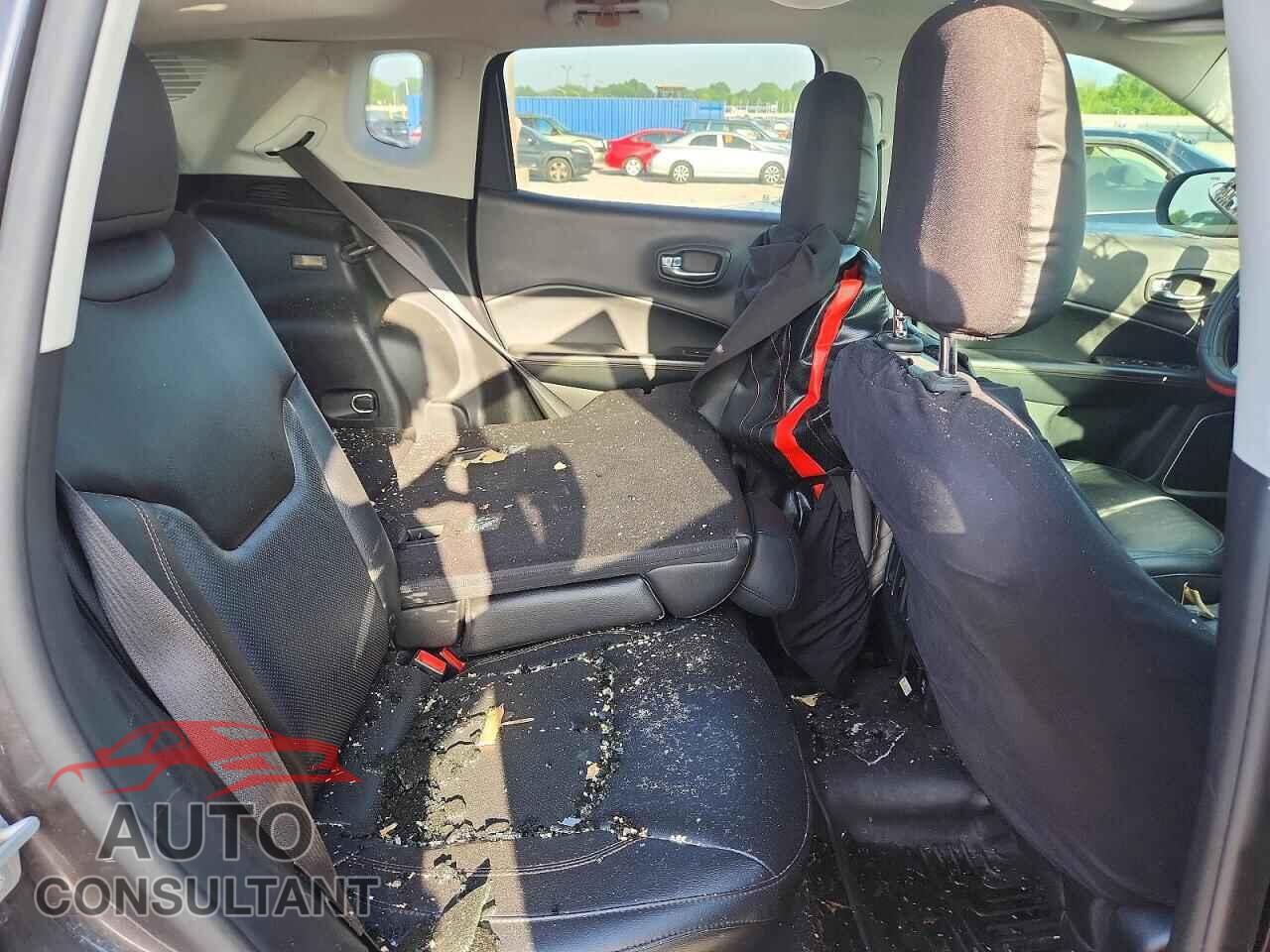 JEEP COMPASS 2017 - 3C4NJDCB4HT631209