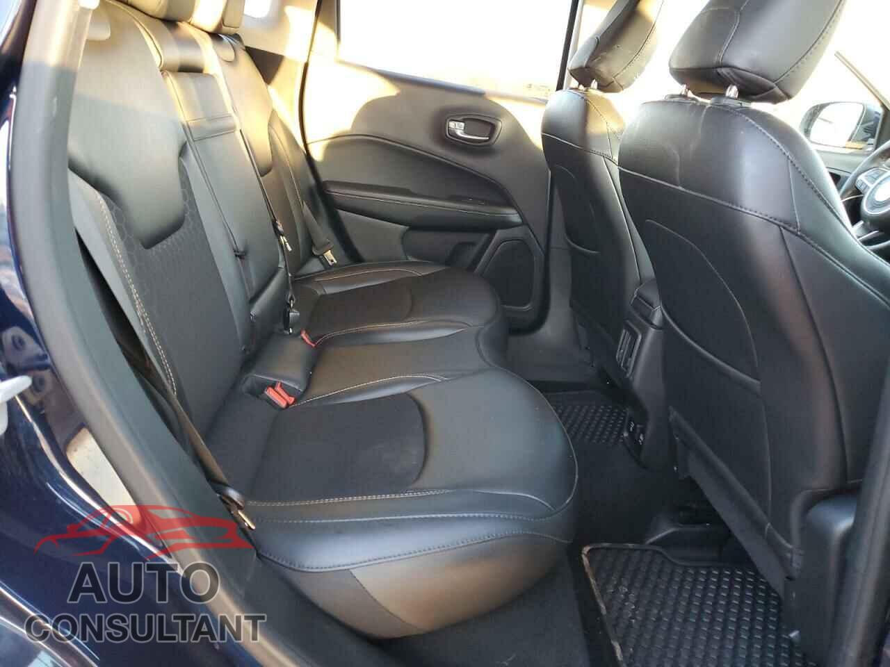 JEEP COMPASS 2019 - 3C4NJDBB4KT641375