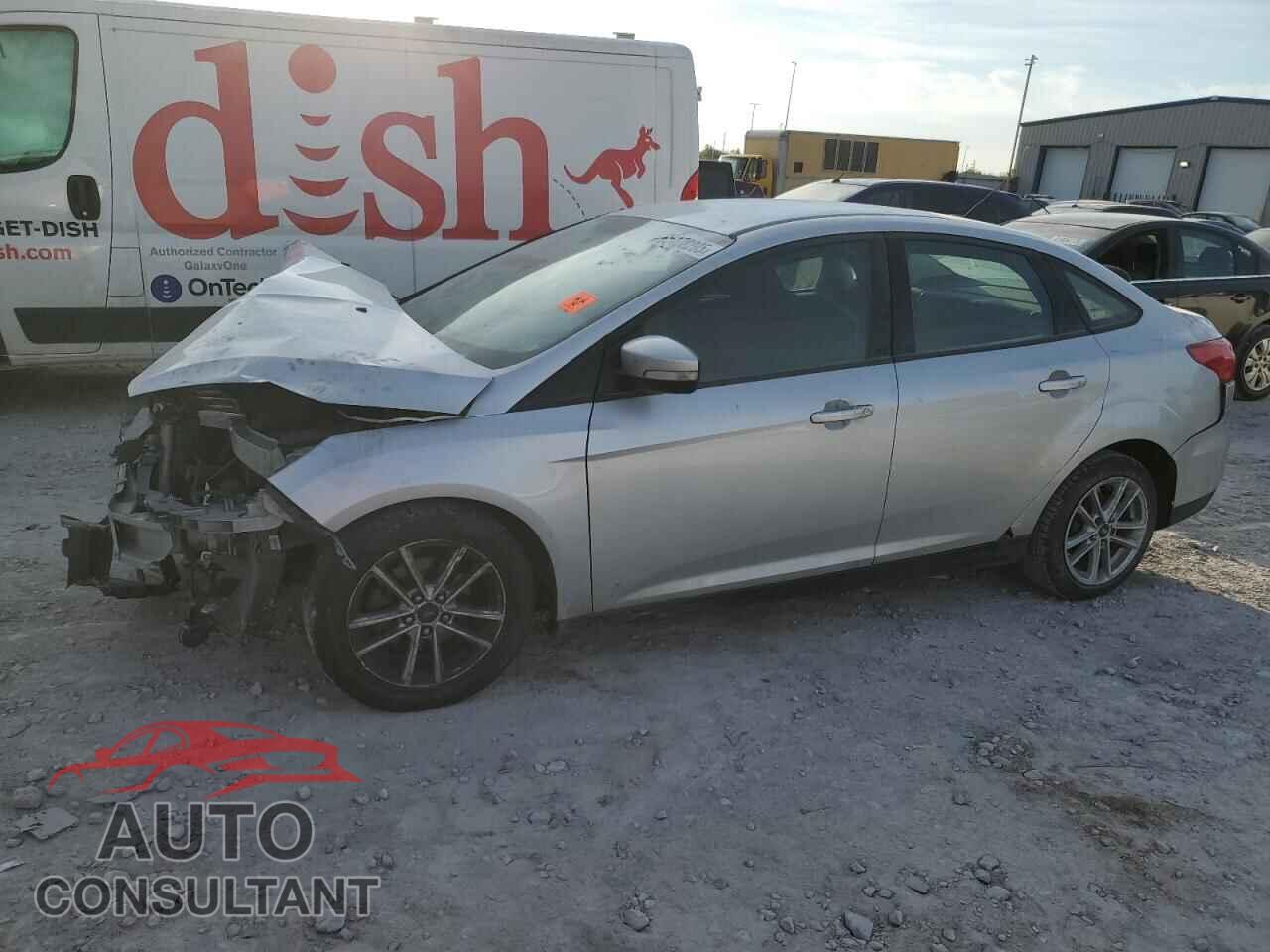 FORD FOCUS 2015 - 1FADP3F22FL374825