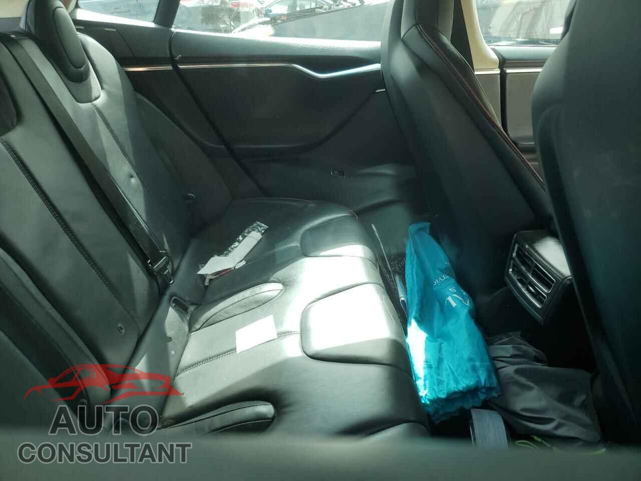 TESLA MODEL S 2012 - 5YJSA1DP8CFP02351