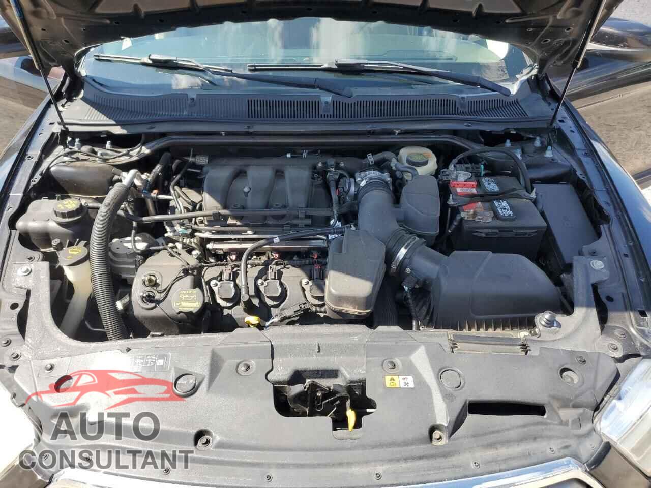 FORD TAURUS 2014 - 1FAHP2E84EG112832