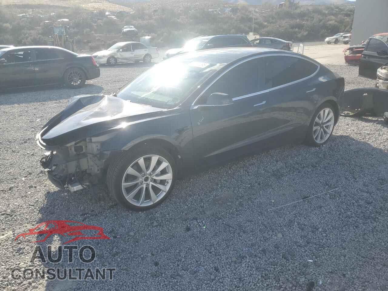 TESLA MODEL 3 2020 - 5YJ3E1EB5LF795356