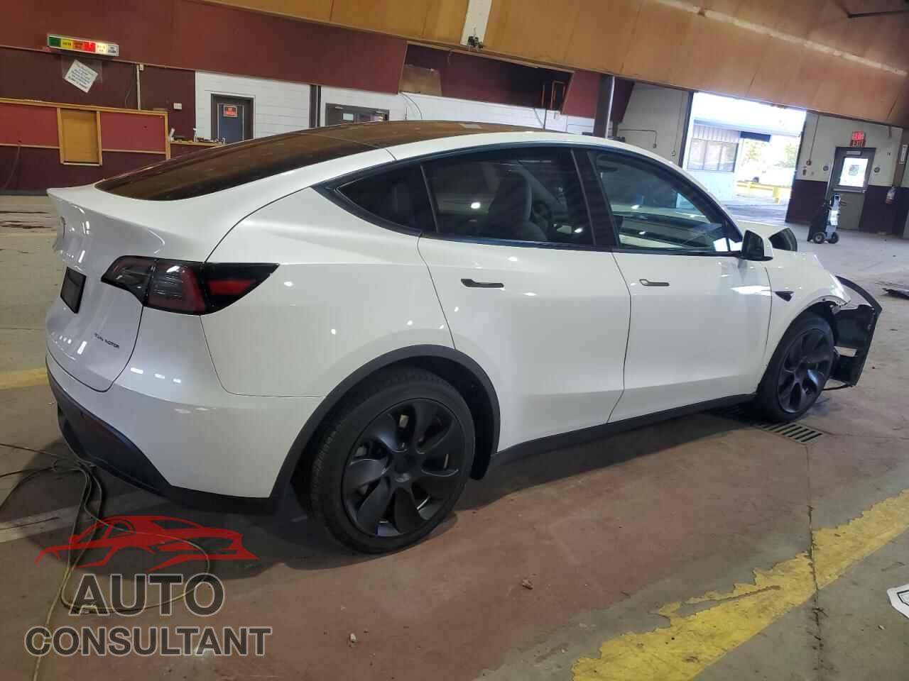 TESLA MODEL Y 2023 - 7SAYGAEE3PF966057