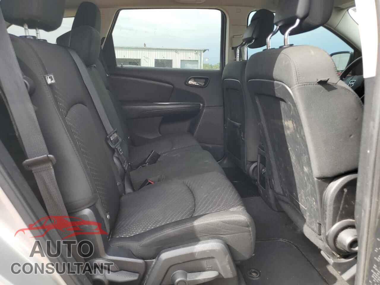 DODGE JOURNEY 2012 - 3C4PDCBG5CT142897