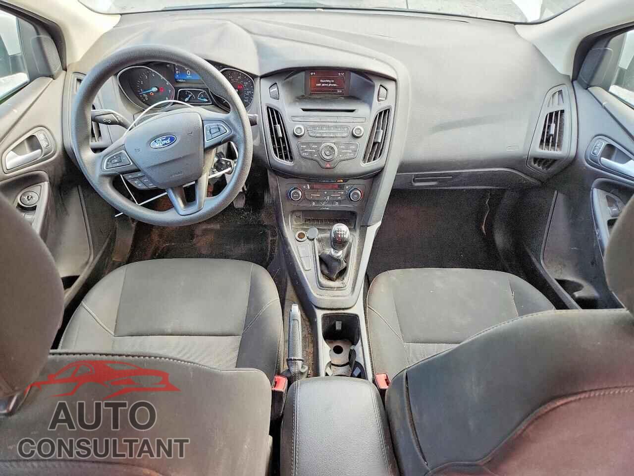 FORD FOCUS 2017 - 1FADP3FE7HL260025