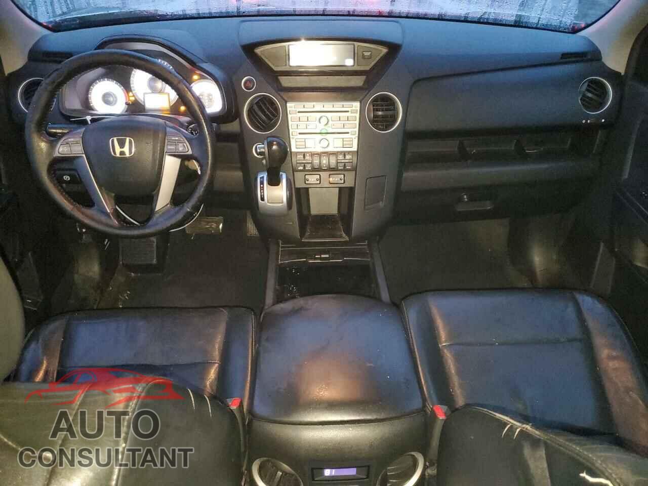 HONDA PILOT 2010 - 5FNYF4H66AB005143