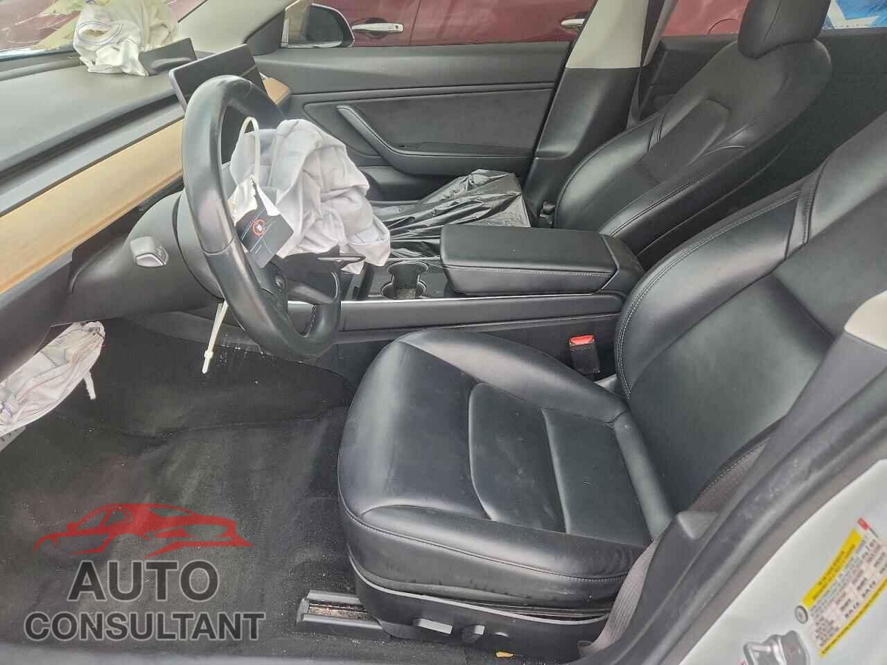TESLA MODEL 3 2018 - 5YJ3E1EB2JF092214