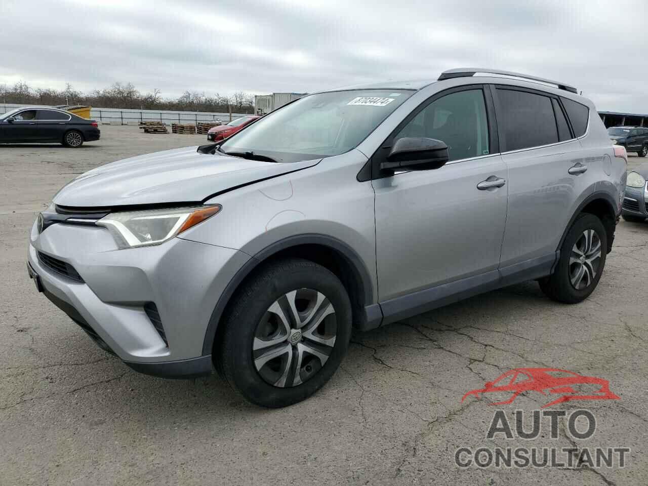 TOYOTA RAV4 2018 - 2T3BFREV5JW715529