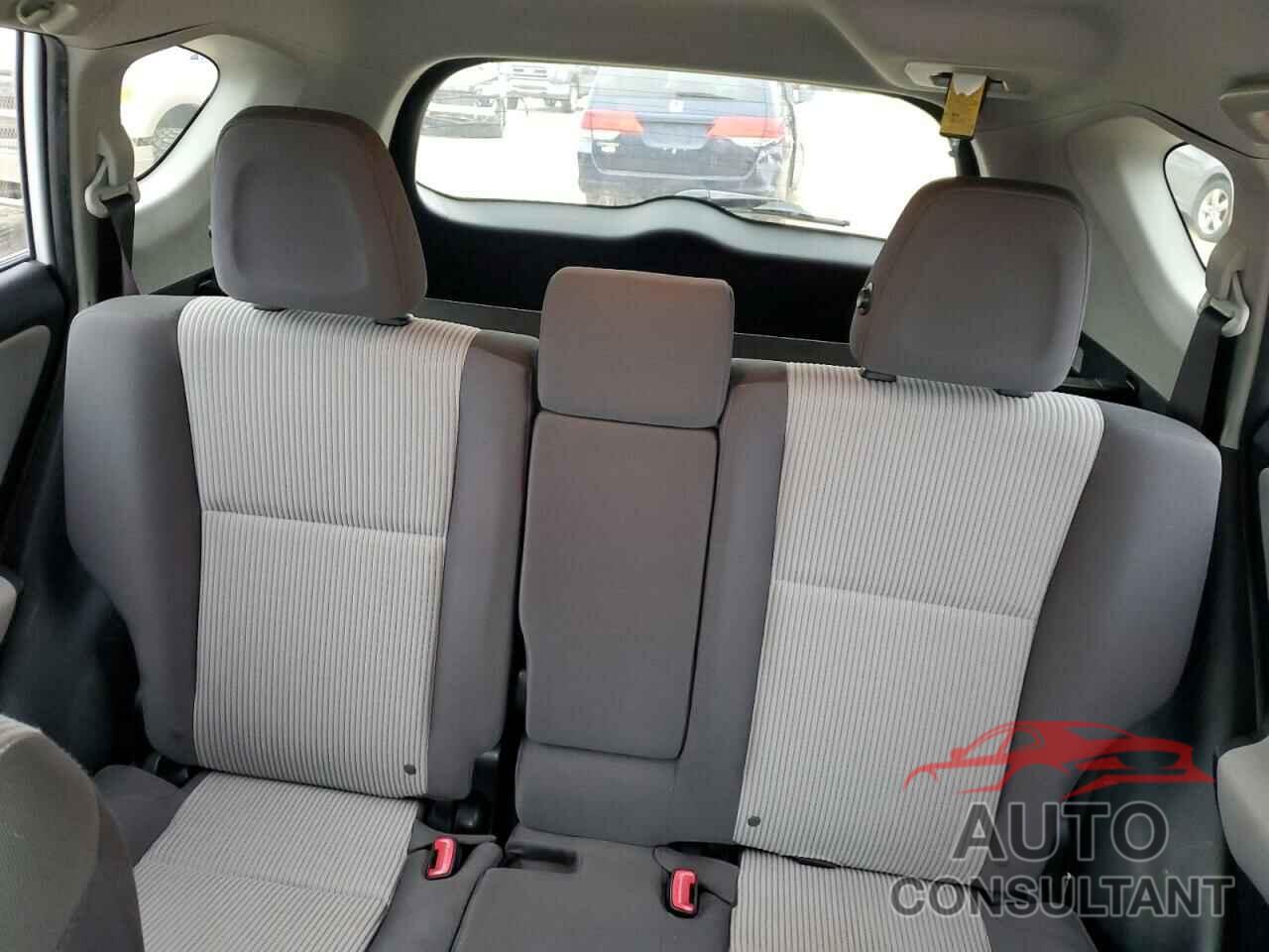 TOYOTA RAV4 2015 - JTMBFREV6FD123917