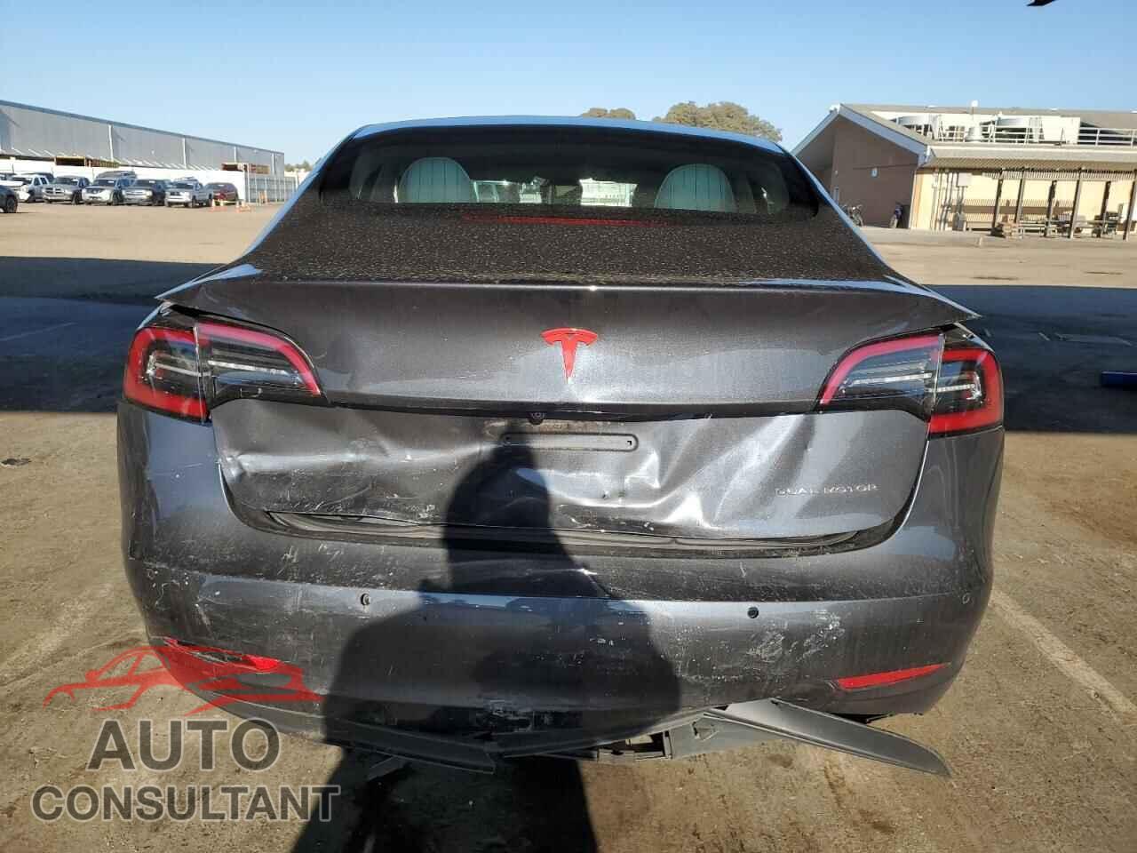 TESLA MODEL 3 2021 - 5YJ3E1EB0MF070815