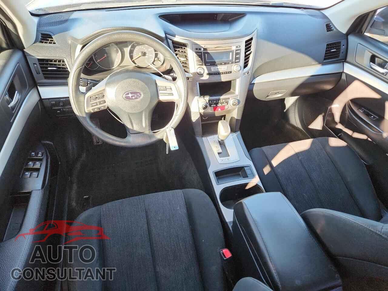 SUBARU OUTBACK 2014 - 4S4BRCAC4E3239187