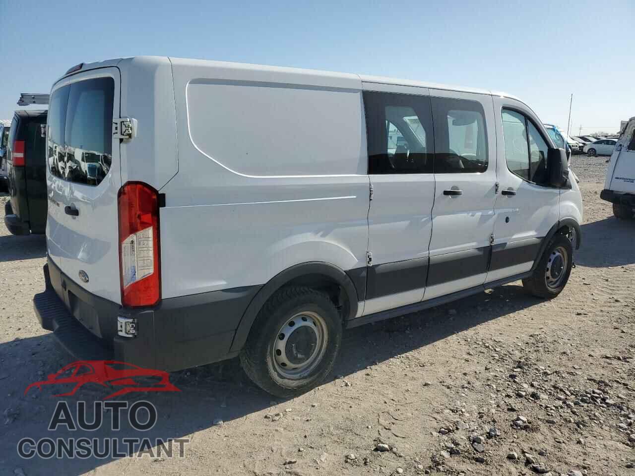 FORD TRANSIT 2016 - 1FTYE1ZM7GKA14024