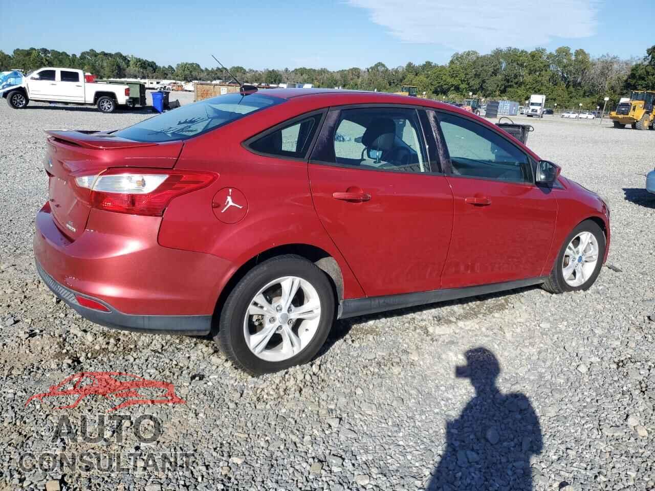 FORD FOCUS 2012 - 1FAHP3F24CL377545