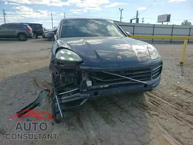 PORSCHE CAYENNE 2020 - WP1AA2AY7LDA05032