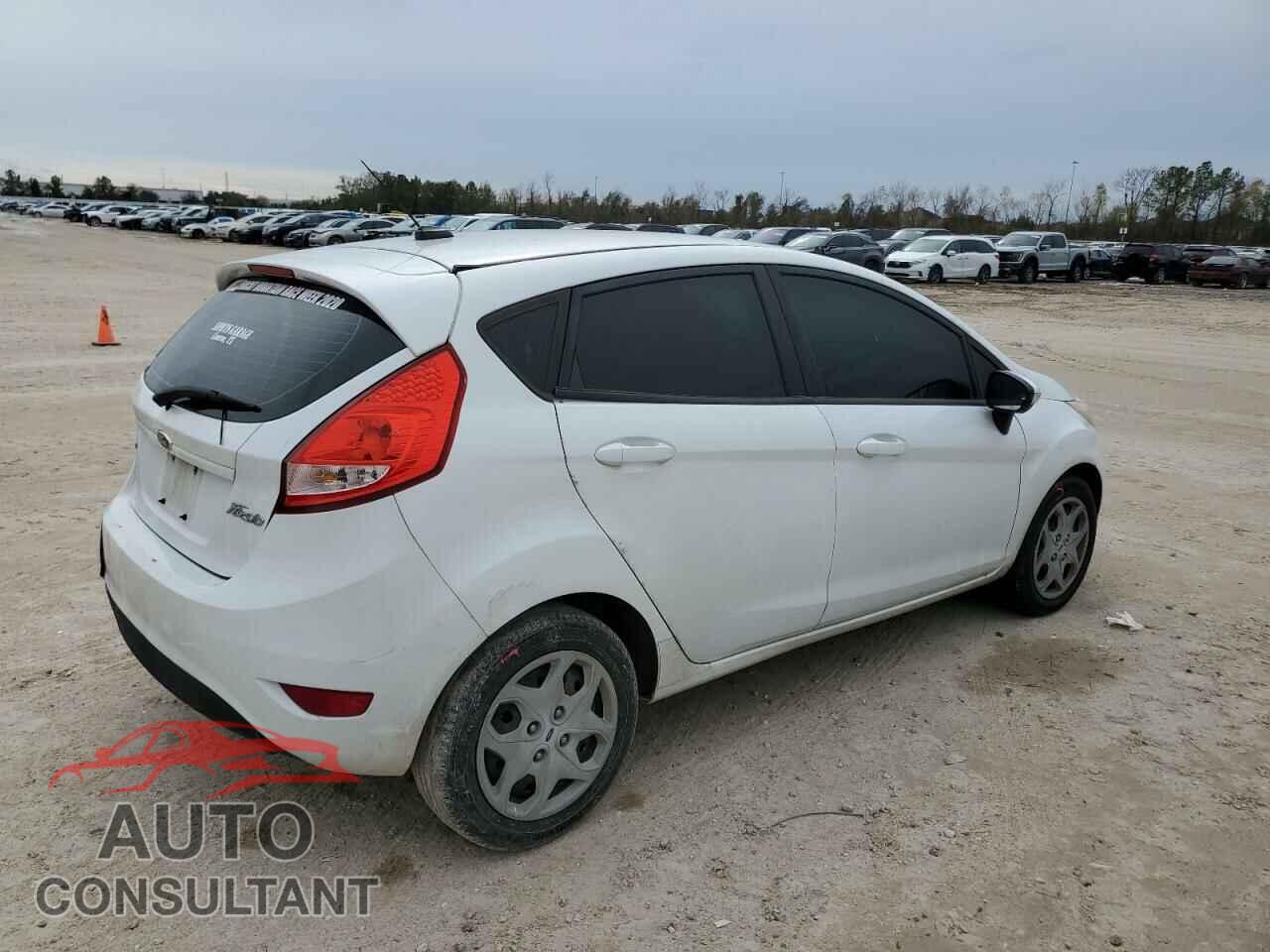FORD FIESTA 2013 - 3FADP4EJ6DM220757