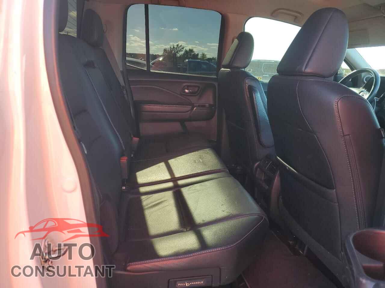 HONDA RIDGELINE 2019 - 5FPYK3F56KB032576