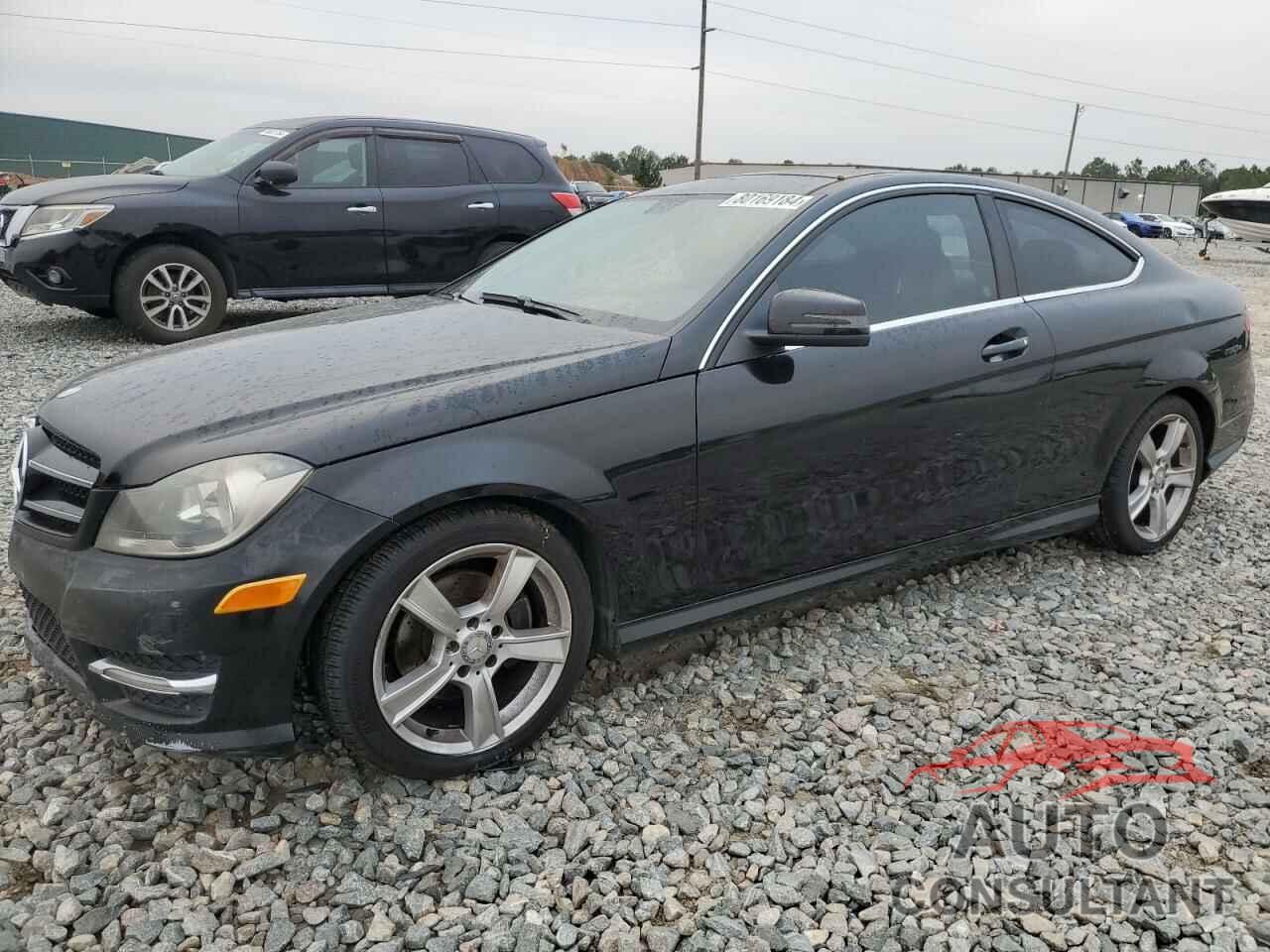 MERCEDES-BENZ C-CLASS 2015 - WDDGJ4HB9FG373617