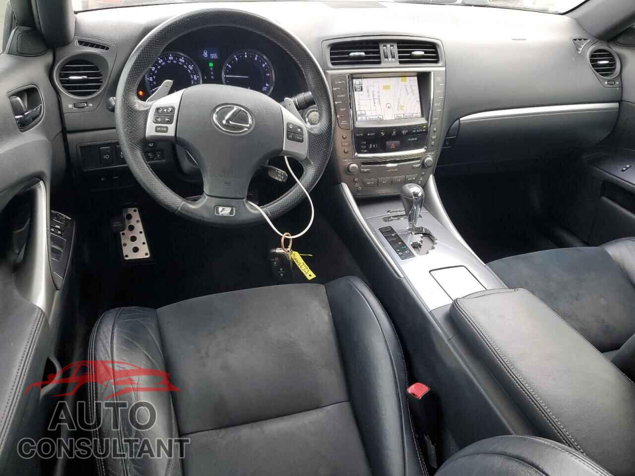 LEXUS IS 2012 - JTHBE5C23C5030345
