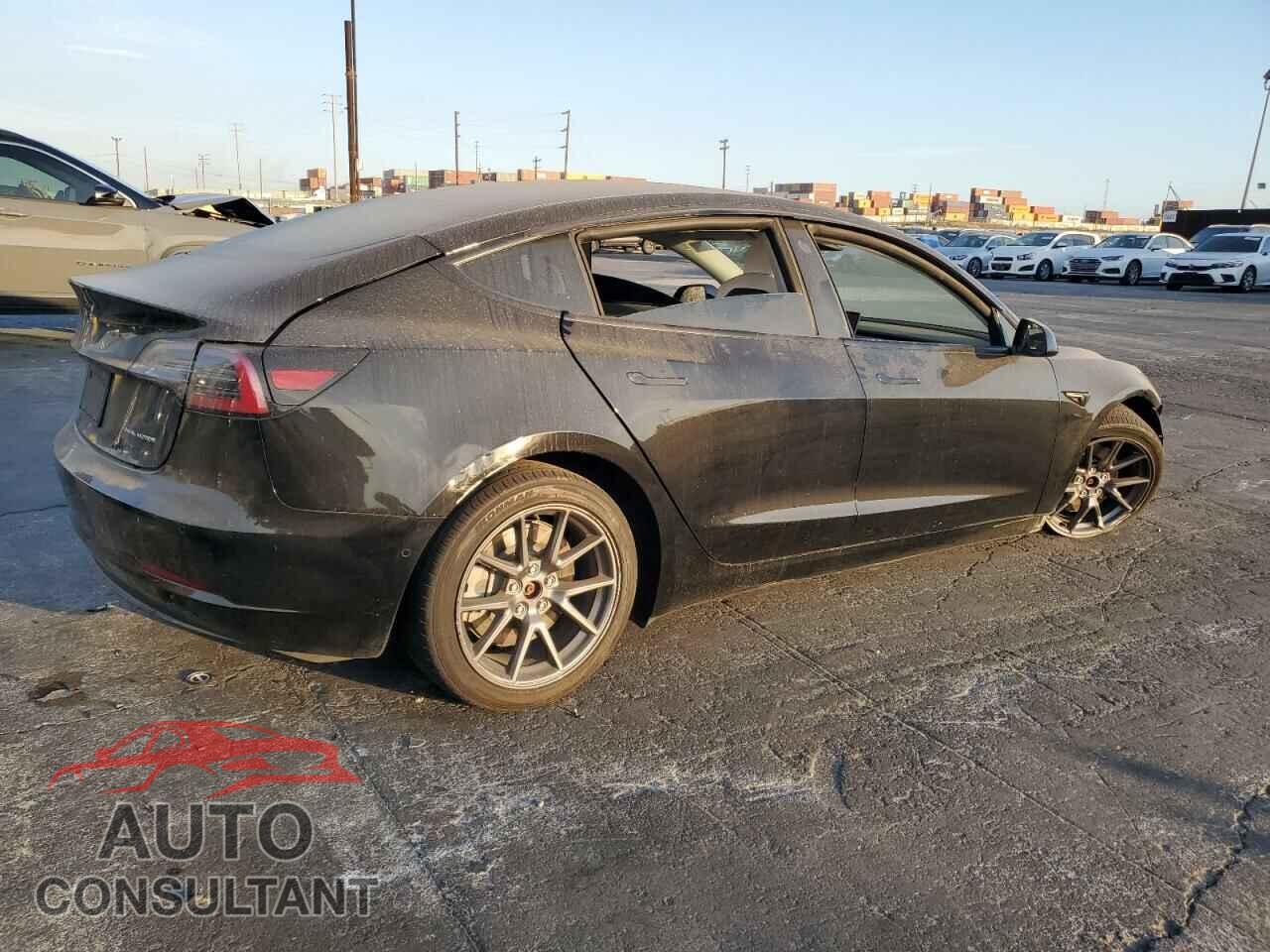 TESLA MODEL 3 2021 - 5YJ3E1EB4MF068131