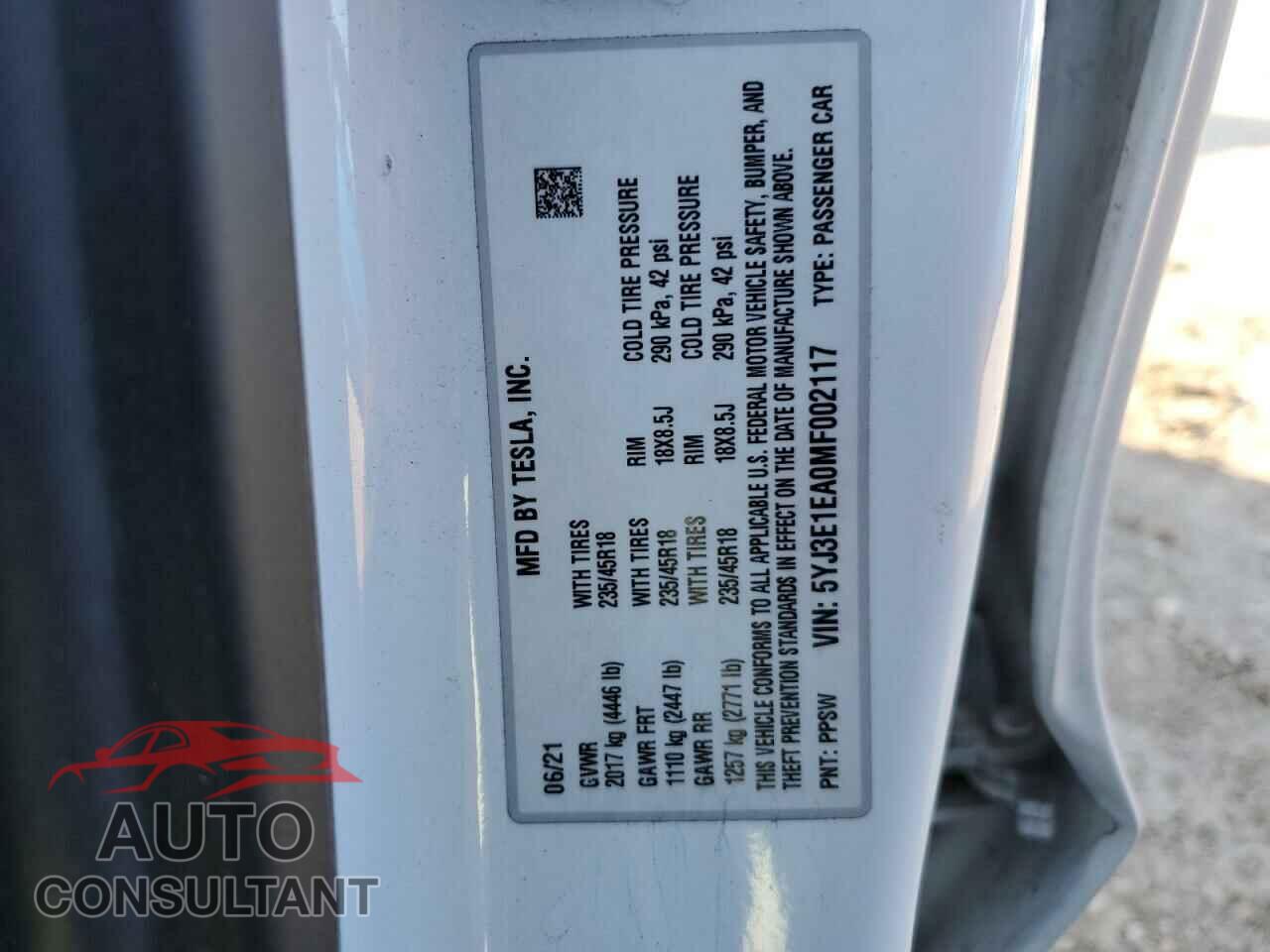 TESLA MODEL 3 2021 - 5YJ3E1EA0MF002117