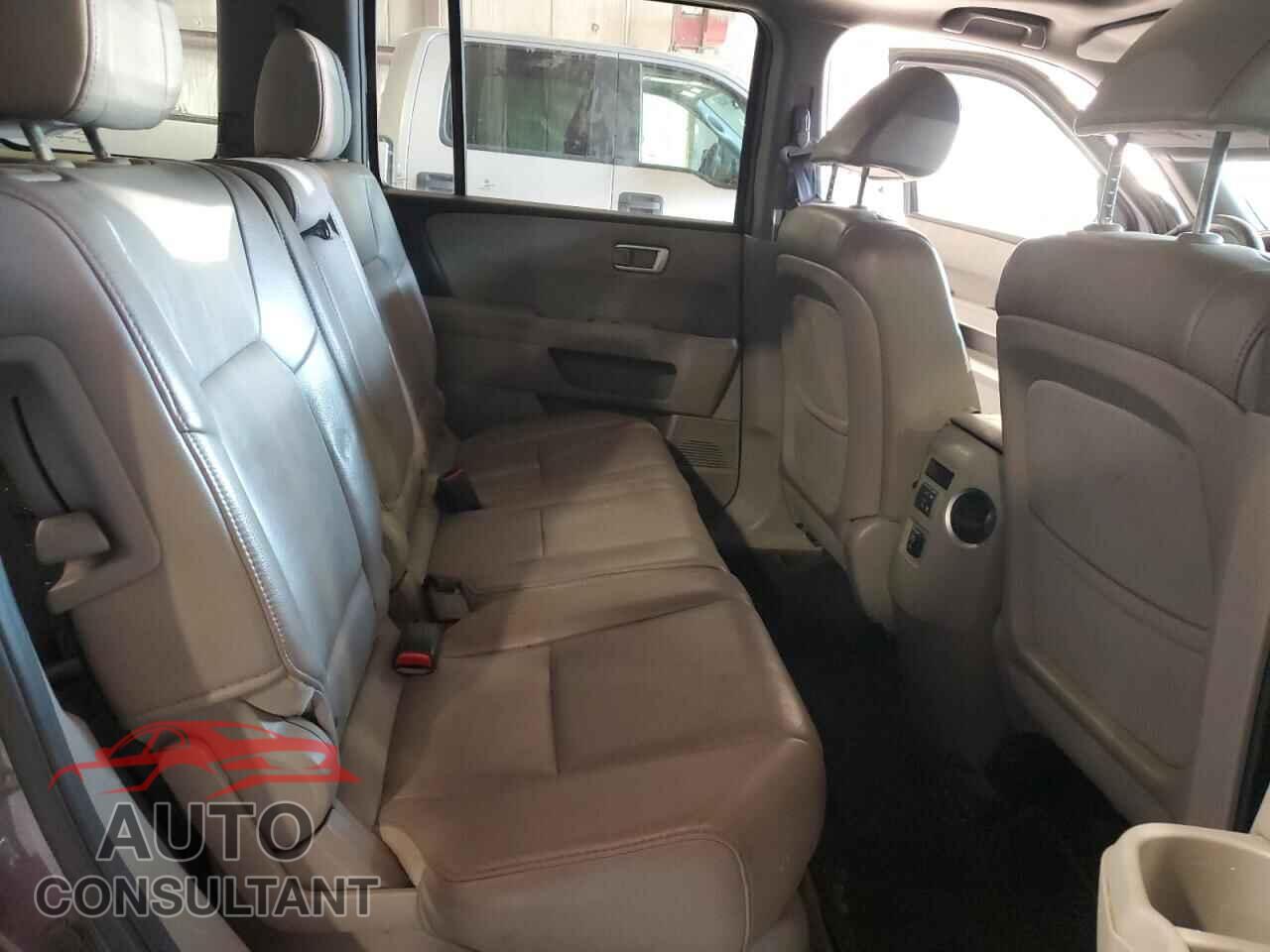 HONDA PILOT 2014 - 5FNYF4H57EB008792