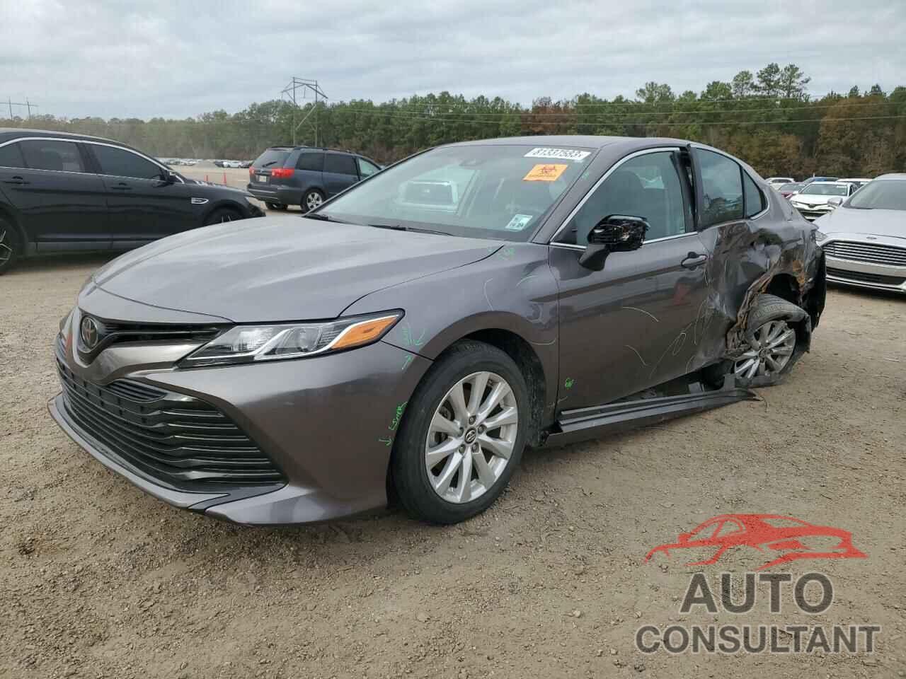 TOYOTA CAMRY 2018 - 4T1B11HK5JU042381