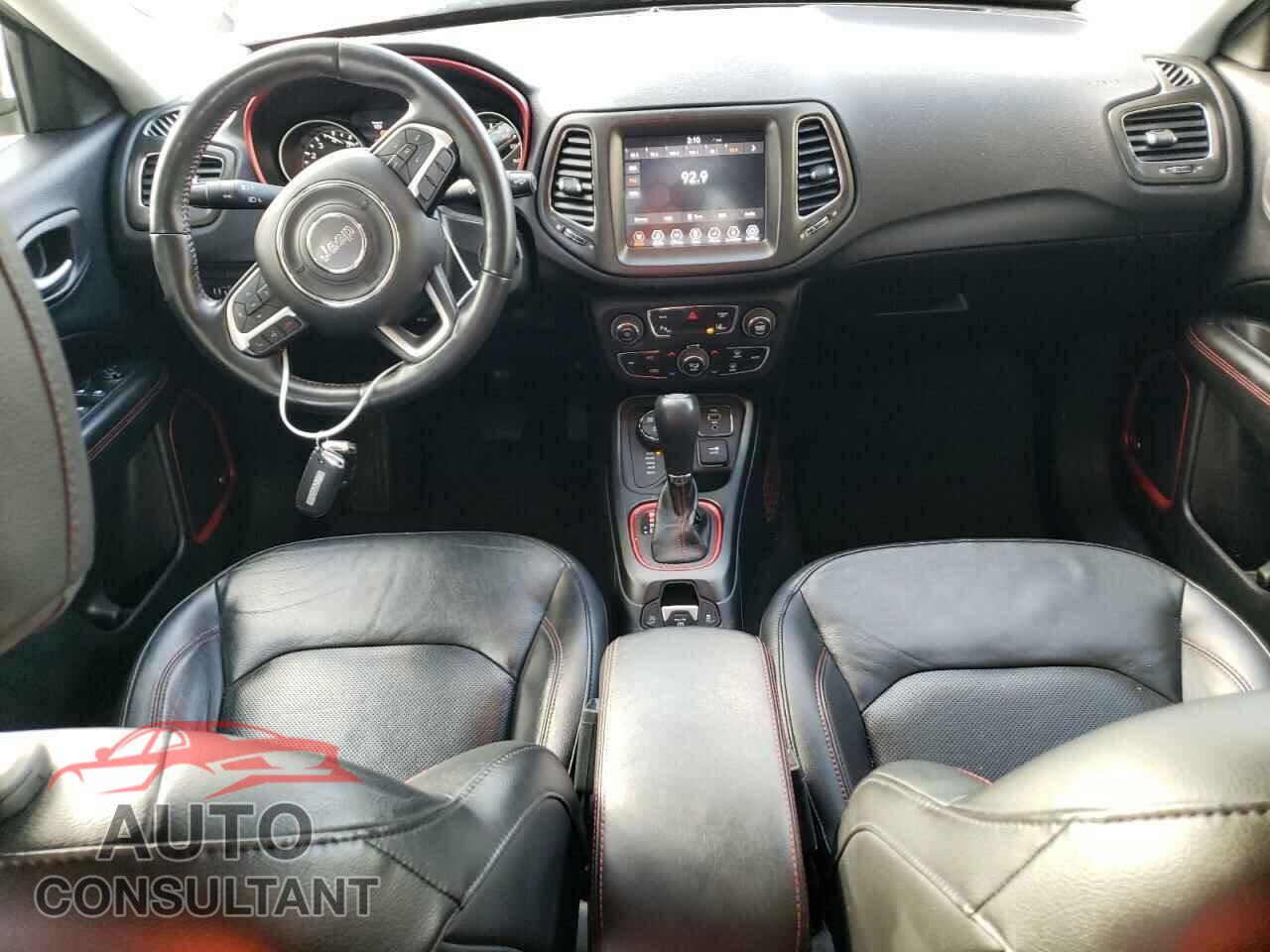 JEEP COMPASS 2018 - 3C4NJDDB4JT239173