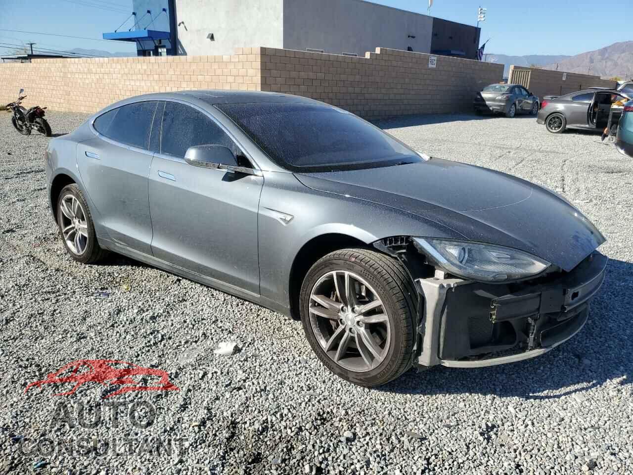 TESLA MODEL S 2012 - 5YJSA1DP5CFP01853