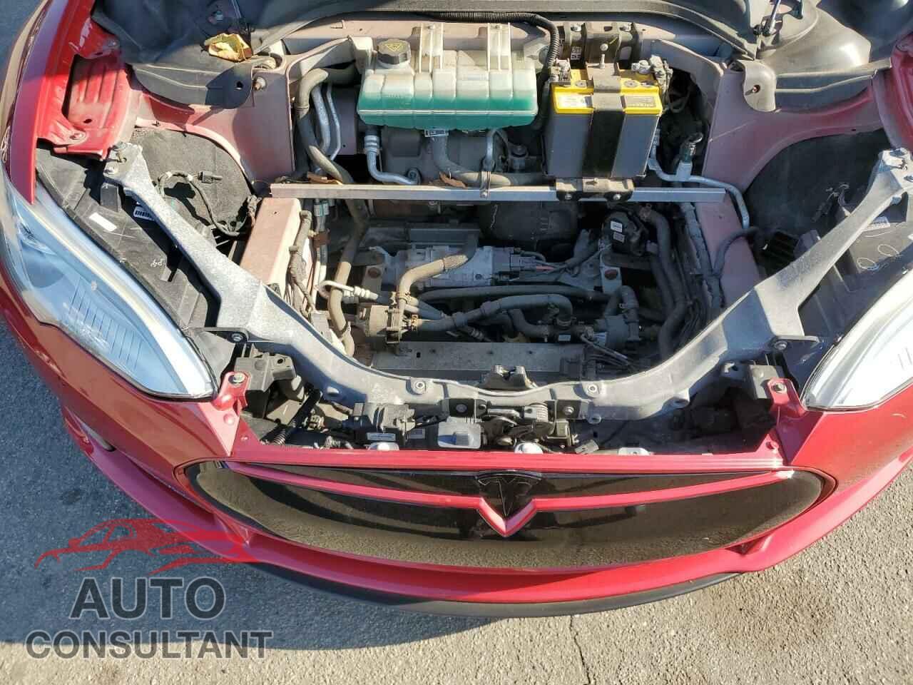 TESLA MODEL S 2015 - 5YJSA1E29FF118418