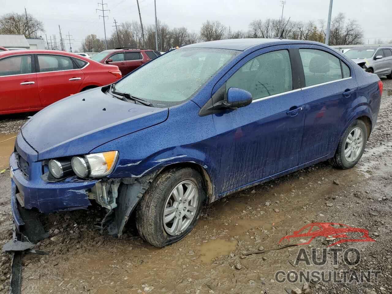 CHEVROLET SONIC 2013 - 1G1JC5SH0D4203926
