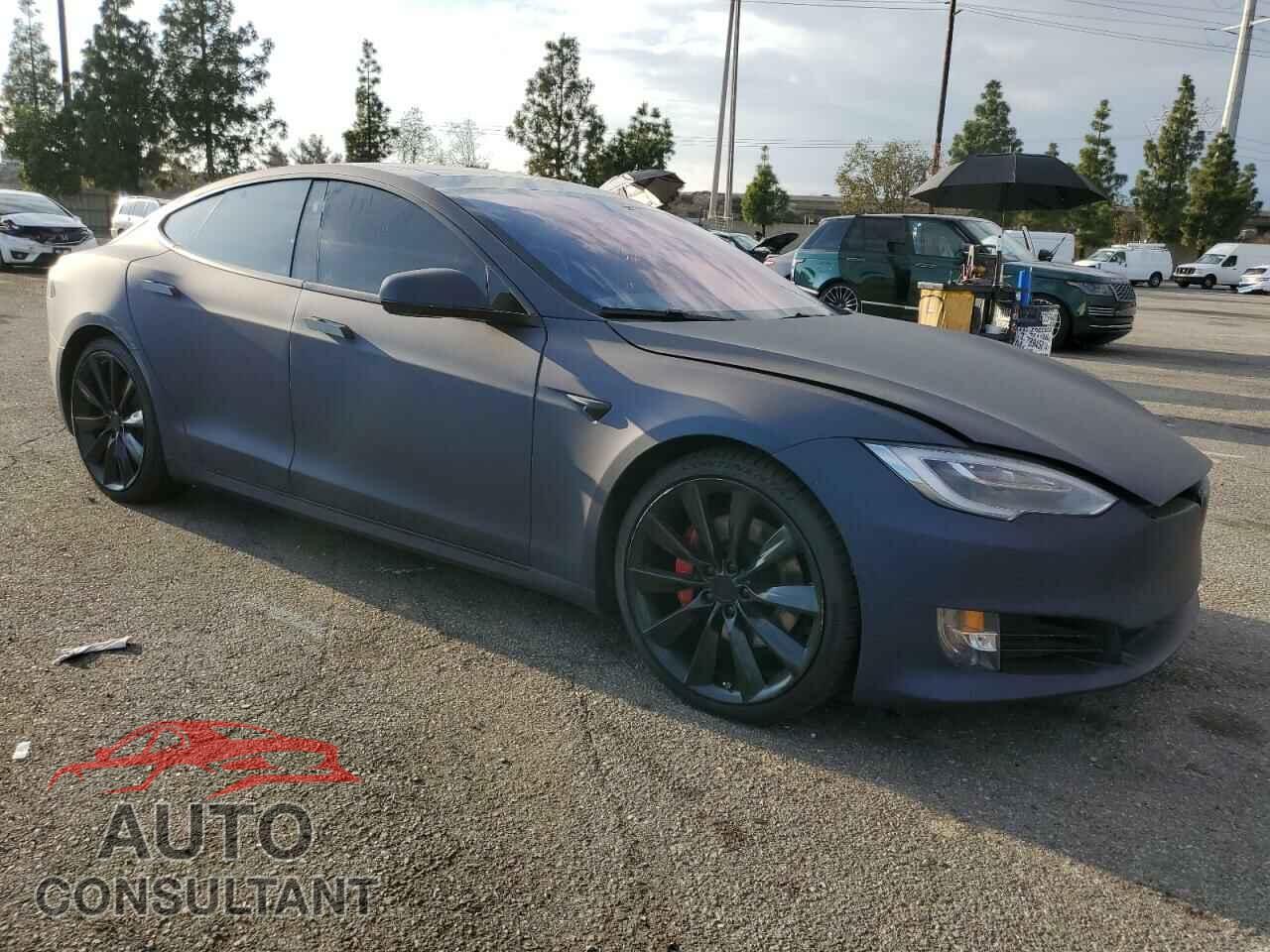 TESLA MODEL S 2018 - 5YJSA1E20JF254154