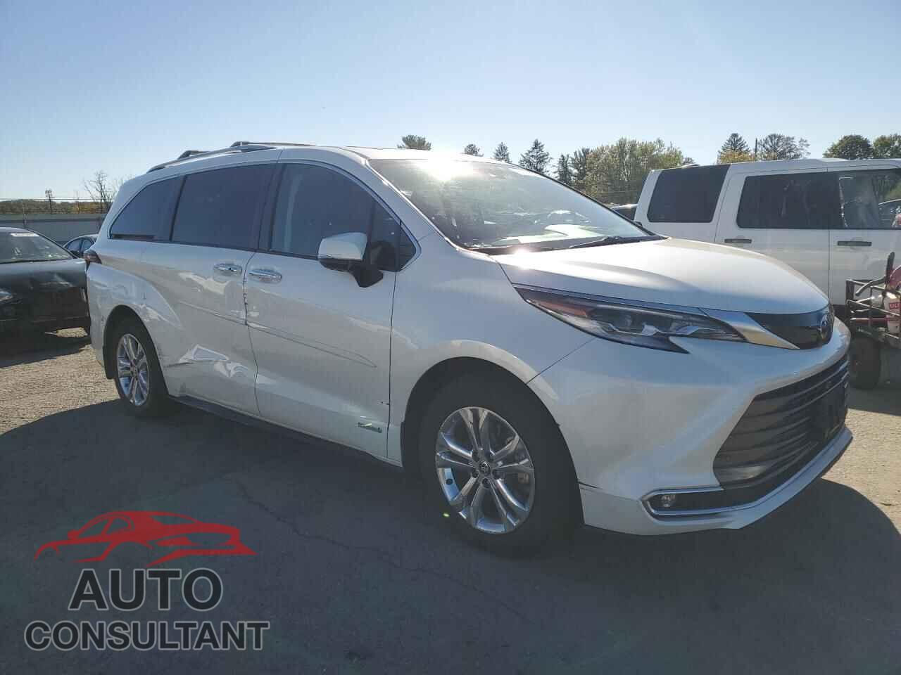 TOYOTA SIENNA 2021 - 5TDESKFC6MS033052