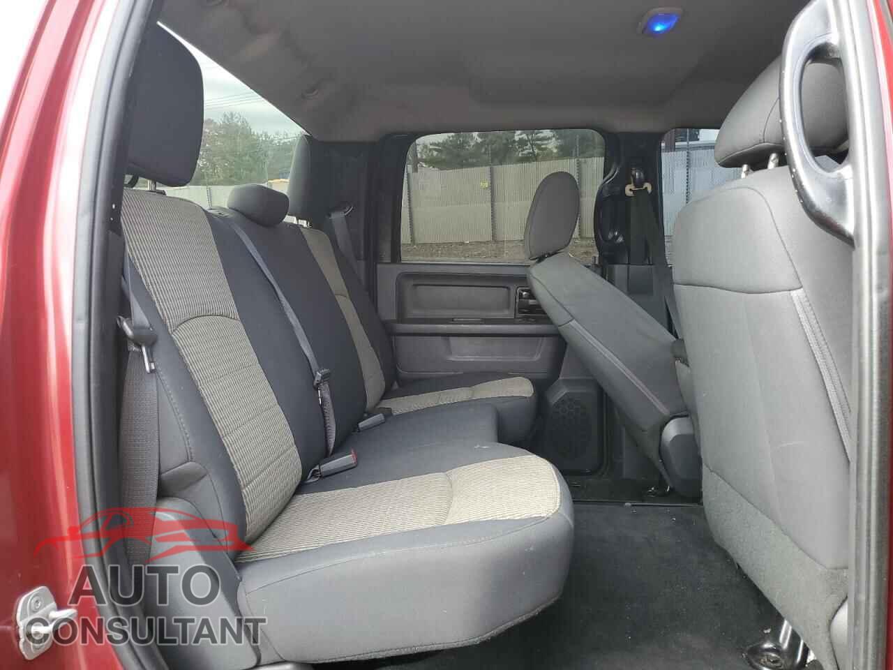 DODGE RAM 1500 2012 - 1C6RD7KT1CS242825