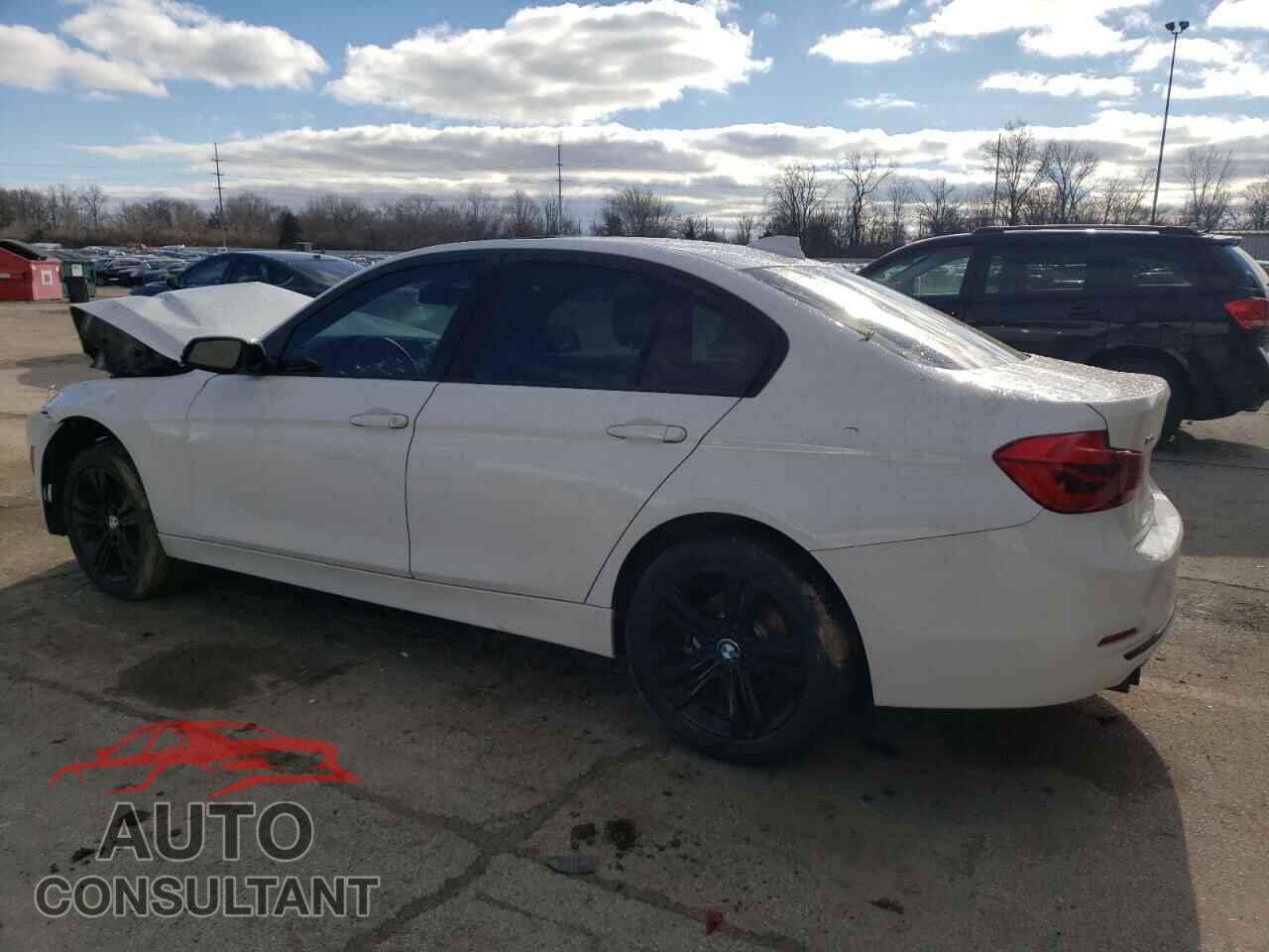 BMW 3 SERIES 2016 - WBA8E3G51GNU04555