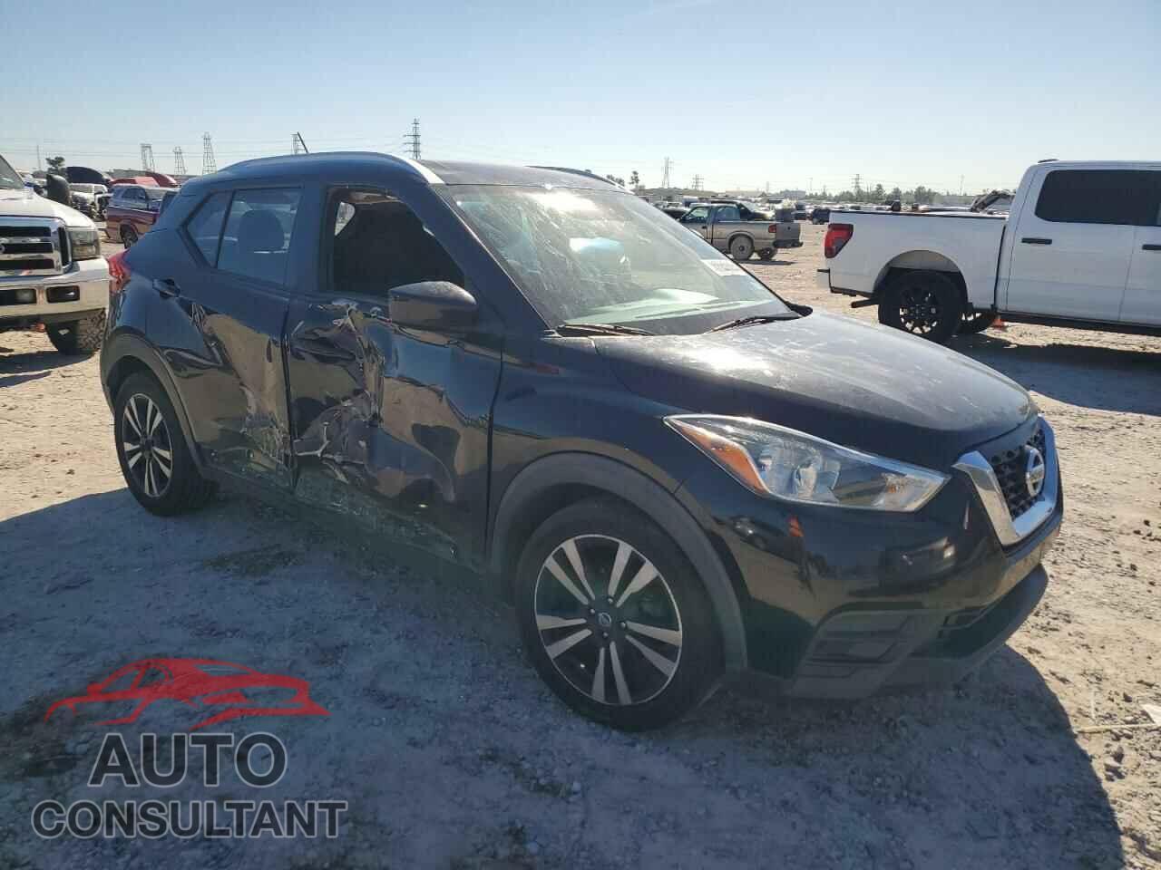 NISSAN KICKS 2019 - 3N1CP5CU3KL564951