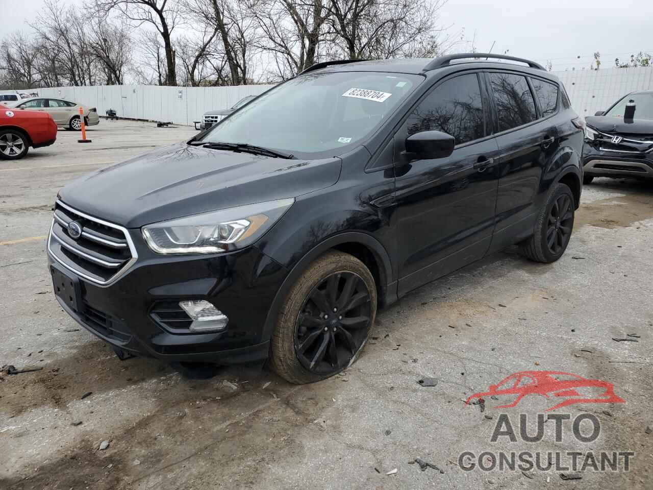 FORD ESCAPE 2018 - 1FMCU0GD0JUC15958